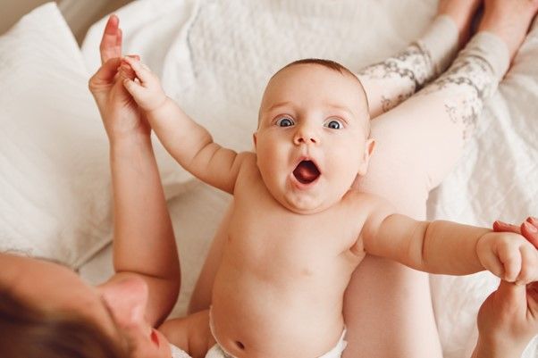 Moro reflex in babies